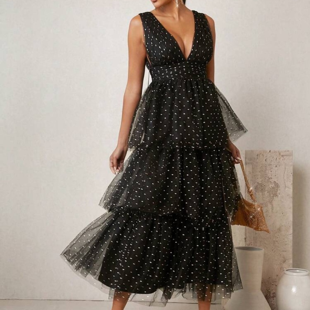 ‼️SOLD‼️SHEIN black with gold and silver polka dot Maxi Dress